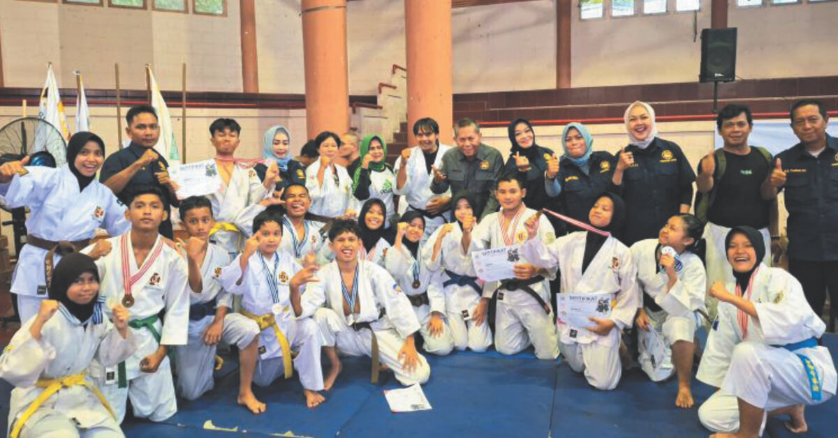 Kota Jambi Kunci Juara Umum Kejurprov Kempo 2025